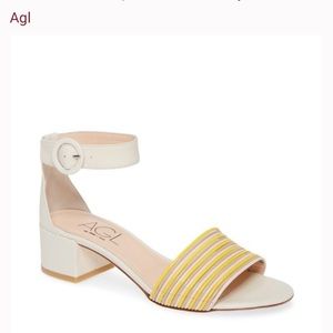 AGL🍁🍂Ankle Strap Sandal White yellow size 8 womens